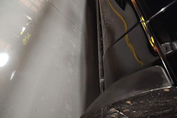 Used Land Rover Range Sport 2021 3.0 L6 YAO Black Edition Right Side Sill