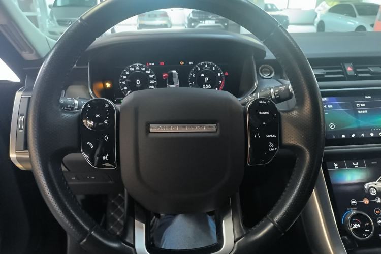 Used Land Rover Range Sport 2021 3.0 L6 SE Steering Wheel