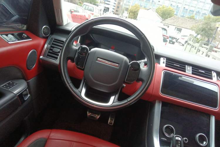 Used Land Rover Range Sport 2021 3.0 L6 YAO Black Edition Steering Wheel