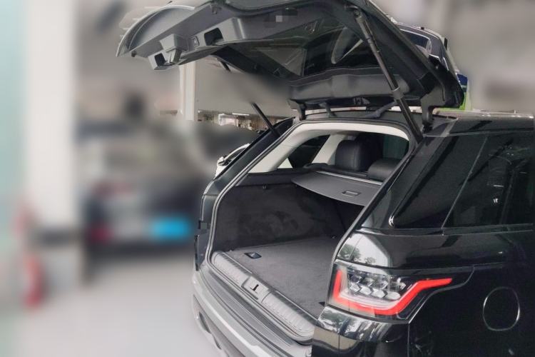 Used Land Rover Range Sport 2021 3.0 L6 SE Trunk