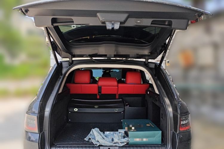 Used Land Rover Range Sport 2021 3.0 L6 YAO Black Edition Trunk