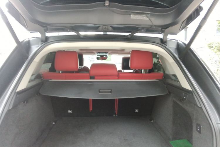 Used Land Rover Range Sport 2021 3.0 L6 YAO Black Edition Trunk
