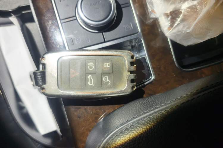 Used Land Rover Range Sport  Vehicle Key