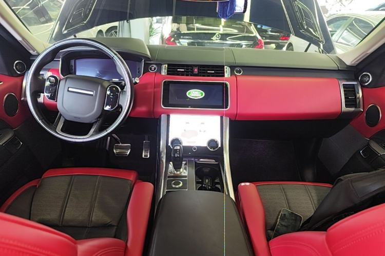 Used Land Rover Range Sport 2021 3.0 L6 YAO Black Edition Center Console