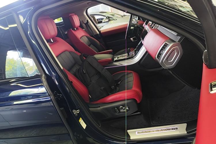 Used Land Rover Range Sport 2021 3.0 L6 YAO Black Edition Right Front Seat