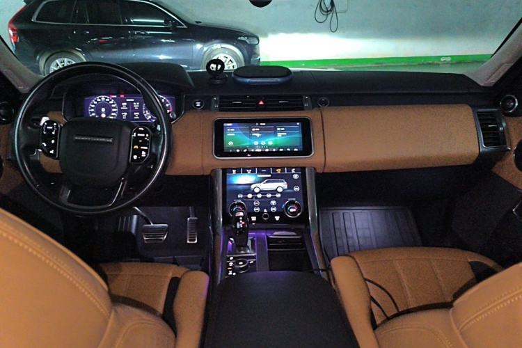 Used Land Rover Range Sport 2021 3.0 L6 YAO Black Edition Center Console