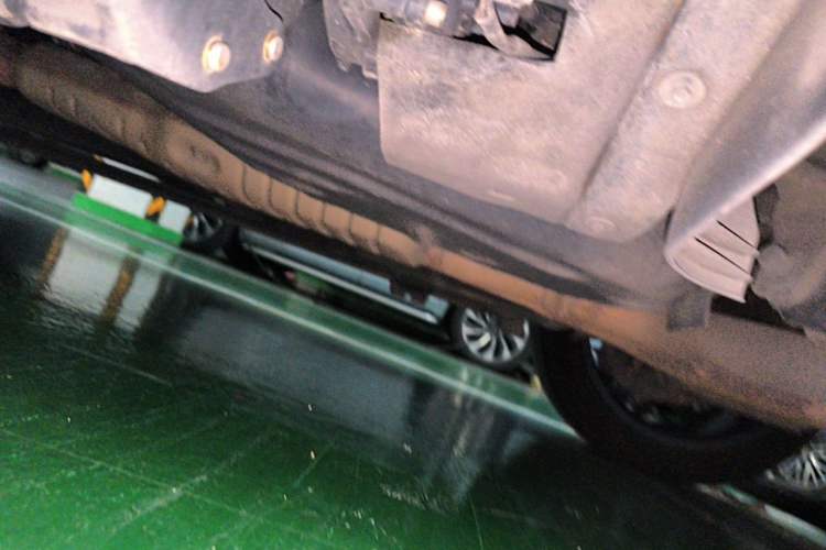 Used Land Rover Range Sport 2021 3.0 L6 YAO Black Edition Chassis Rear Left