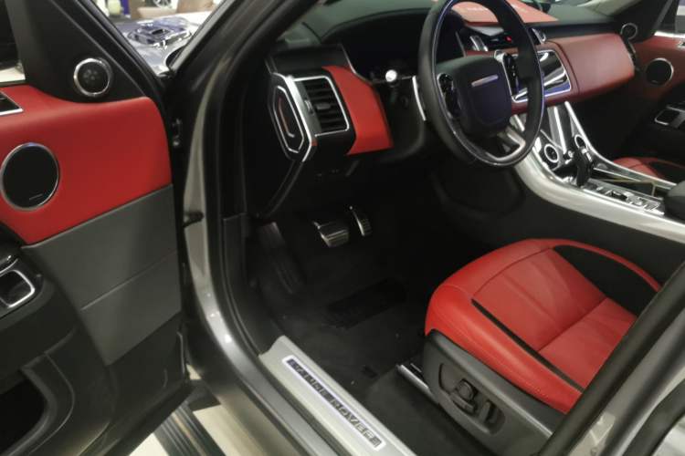 Used Land Rover Range Sport 2021 3.0 L6 YAO Black Edition Driver Seat