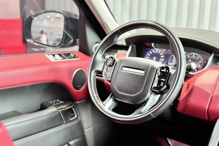 Used Land Rover Range Sport 2021 3.0 L6 YAO Black Edition Interior 7