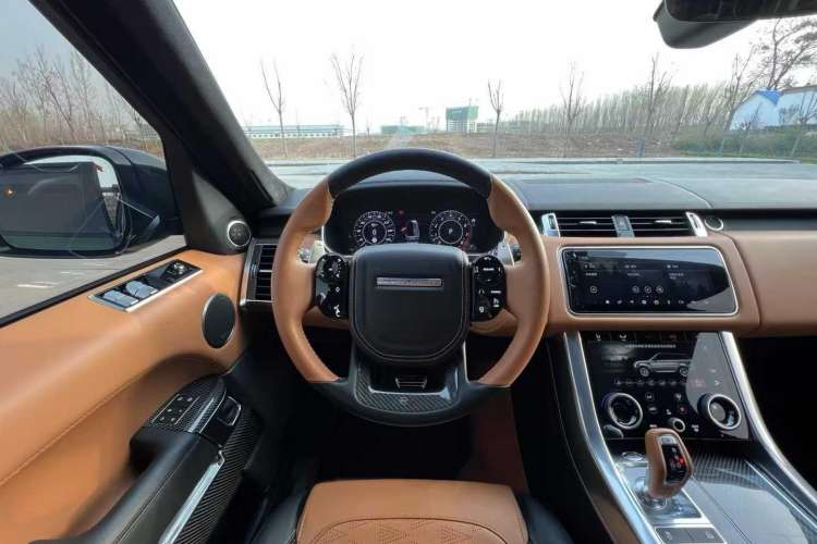 Used Land Rover Range Sport 2021 5.0 SC V8 SVR Racing Green Custom Edition Interior 2
