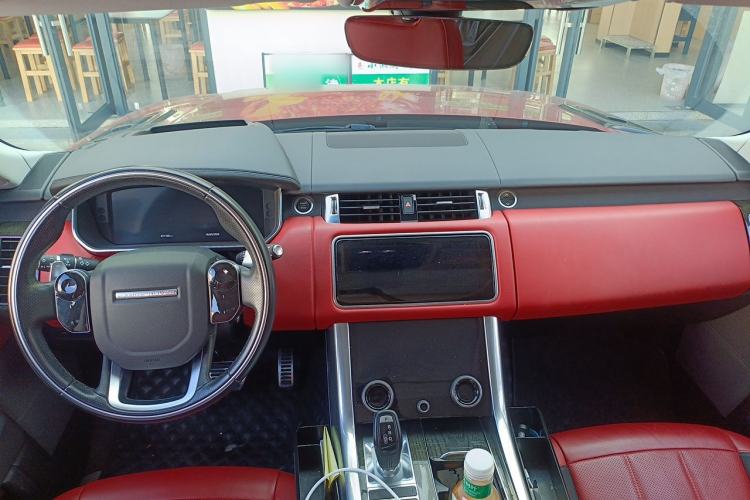 Used Land Rover Range Sport 2021 3.0 L6 YAO Black Edition Center Console