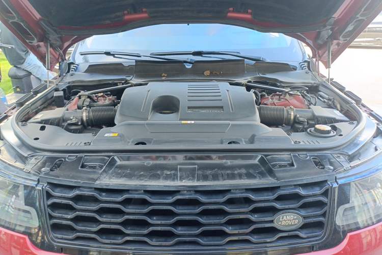 Used Land Rover Range Sport 2021 3.0 L6 YAO Black Edition Engine Bay