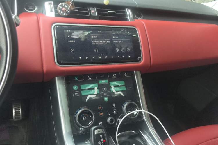 Used Land Rover Range Sport 2021 3.0 L6 YAO Black Edition Audio And AC Panel