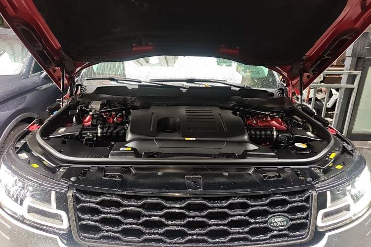 Used Land Rover Range Sport 2021 3.0 L6 HST Engine Bay