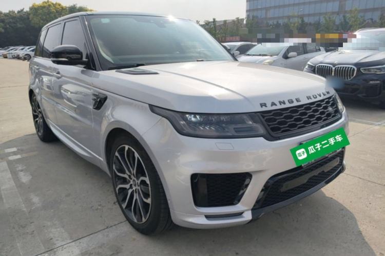 Used Land Rover Range Sport 2021 3.0 L6 YAO Black Edition Front Right 45 Deg