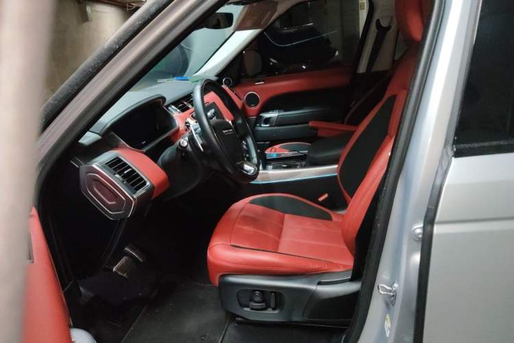 Used Land Rover Range Sport 2021 3.0 L6 YAO Black Edition Left Front Seat