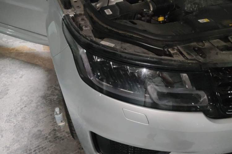 Used Land Rover Range Sport 2021 3.0 L6 YAO Black Edition Right Front Headlight
