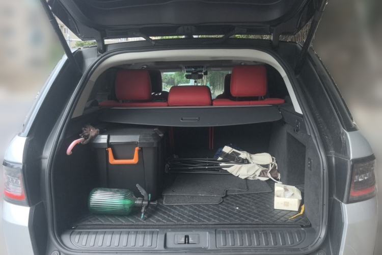 Used Land Rover Range Sport 2021 3.0 L6 YAO Black Edition Trunk