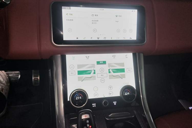 Used Land Rover Range Sport 2021 3.0 L6 YAO Black Edition Audio And AC Panel