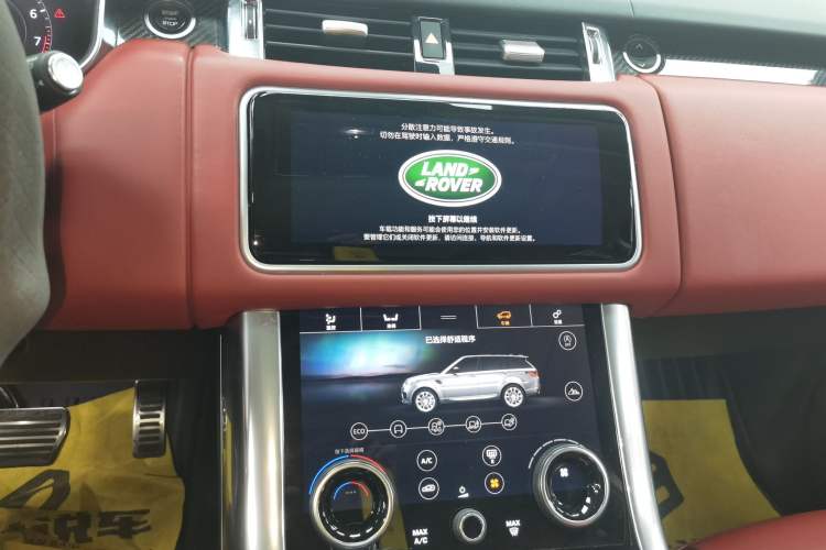 Used Land Rover Range Sport 2021 3.0 L6 YAO Black Edition Audio And AC Panel