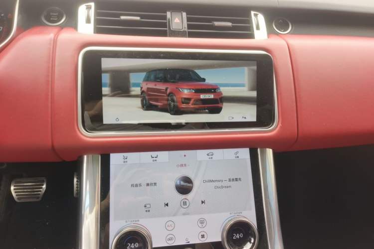 Used Land Rover Range Sport 2021 3.0 L6 YAO Black Edition Audio And AC Panel