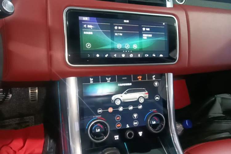 Used Land Rover Range Sport 2021 3.0 L6 YAO Black Edition Audio And AC Panel