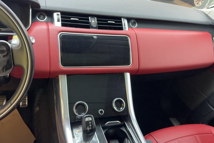 Used Land Rover Range Sport 2021 3.0 L6 YAO Black Edition Audio And AC Panel