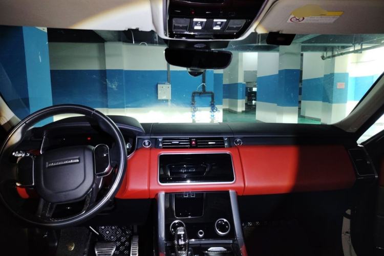 Used Land Rover Range Sport 2021 3.0 L6 YAO Black Edition Center Console