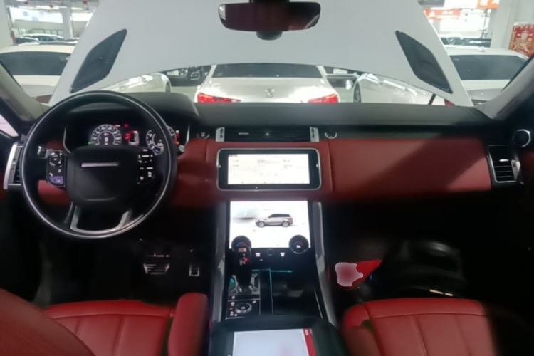 Used Land Rover Range Sport 2021 3.0 L6 YAO Black Edition Center Console