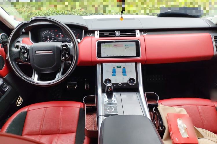 Used Land Rover Range Sport 2021 3.0 L6 YAO Black Edition Center Console