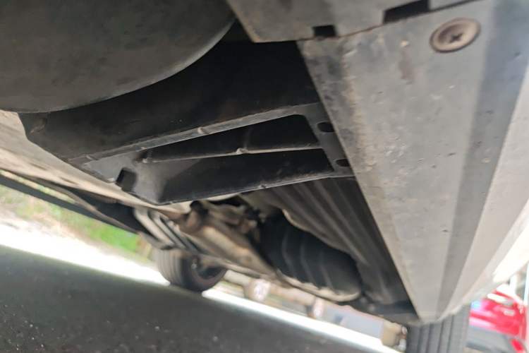 Used Land Rover Range Sport 2021 3.0 L6 YAO Black Edition Chassis Front Left