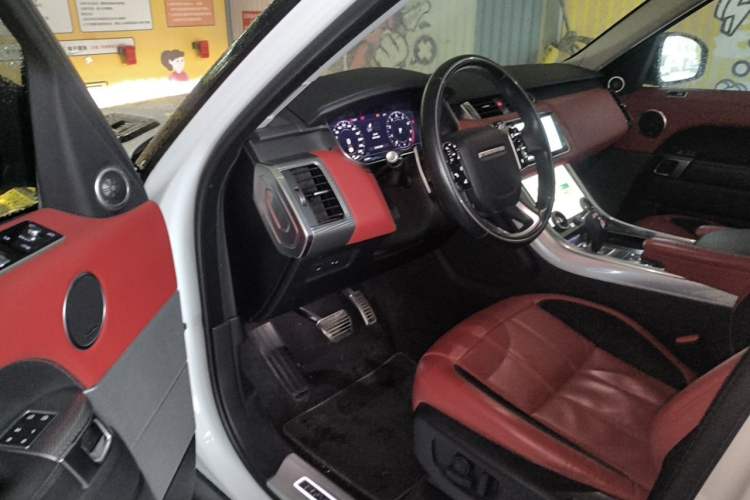 Used Land Rover Range Sport 2021 3.0 L6 YAO Black Edition Driver Seat