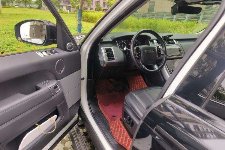 Used Land Rover Range Sport 2021 3.0 L6 SE Driver Seat