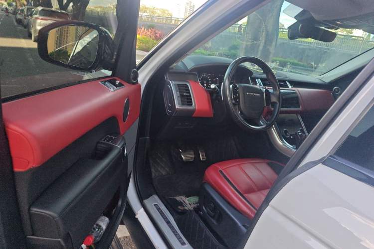Used Land Rover Range Sport 2021 3.0 L6 YAO Black Edition Driver Seat