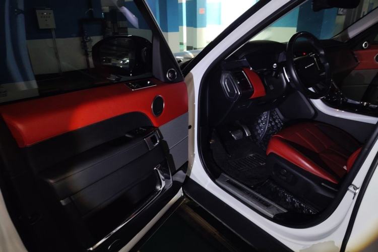 Used Land Rover Range Sport 2021 3.0 L6 YAO Black Edition Driver Seat