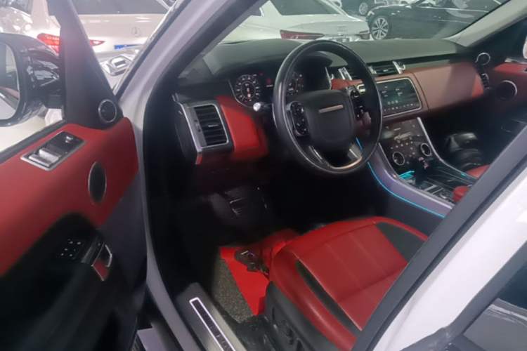 Used Land Rover Range Sport 2021 3.0 L6 YAO Black Edition Driver Seat
