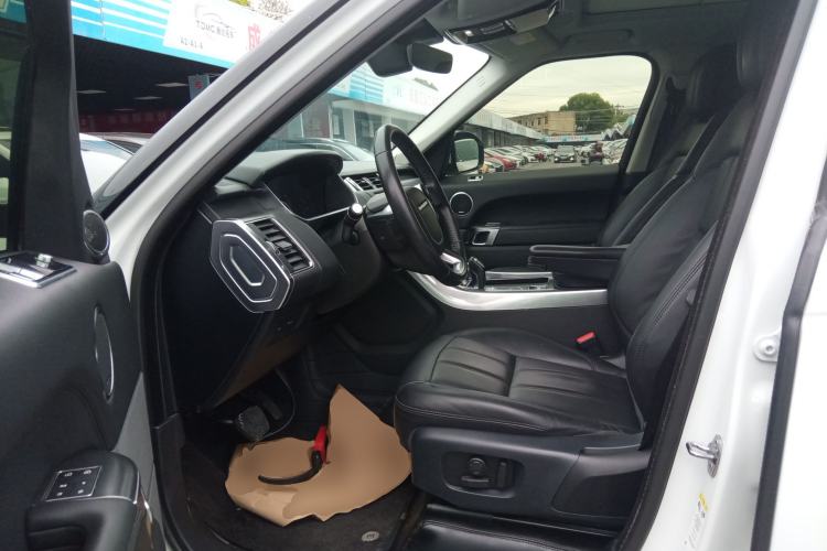 Used Land Rover Range Sport 2021 3.0 L6 SE Driver Seat