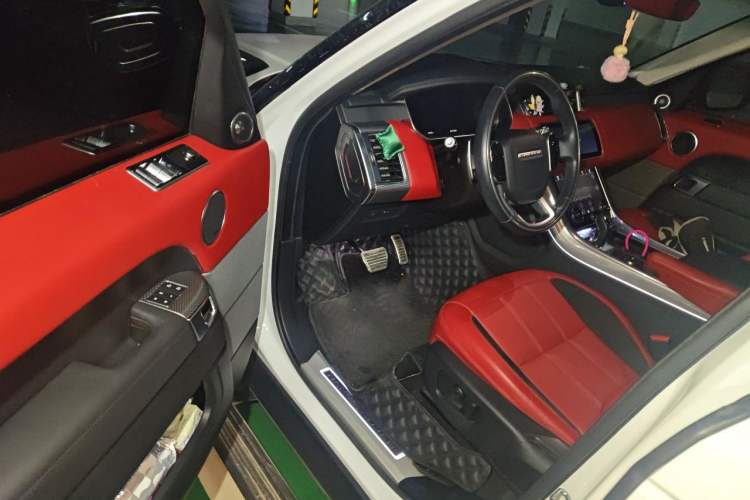 Used Land Rover Range Sport 2021 3.0 L6 YAO Black Edition Driver Seat