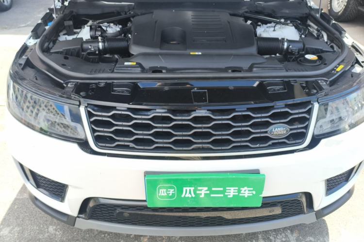 Used Land Rover Range Sport 2021 3.0 L6 SE Engine Bay