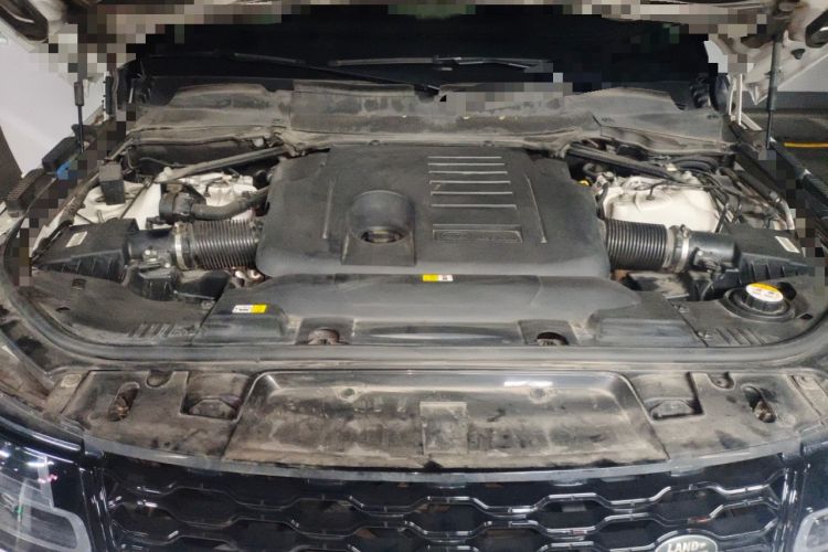 Used Land Rover Range Sport 2021 3.0 L6 YAO Black Edition Engine Bay