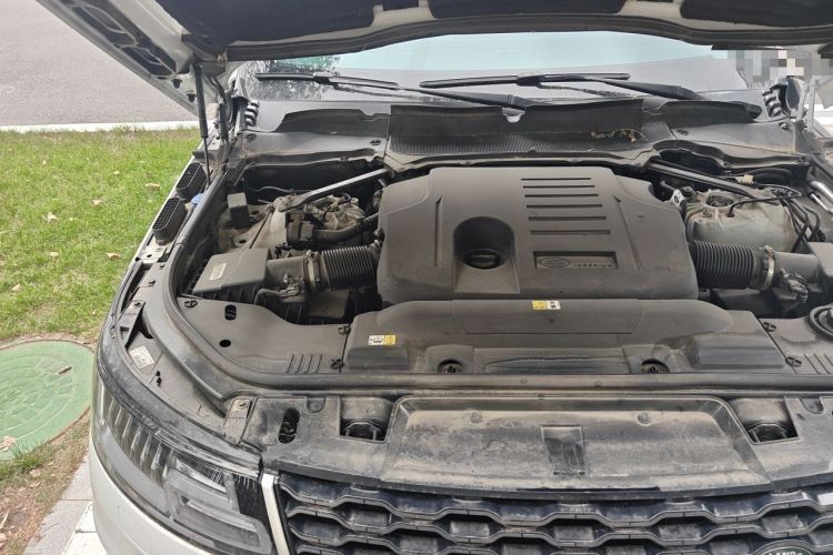 Used Land Rover Range Sport 2021 3.0 L6 SE Engine Bay Right