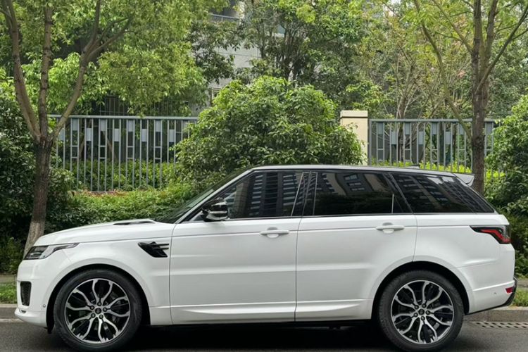Used Land Rover Range Sport 2021 3.0 L6 YAO Black Edition Exterior 1