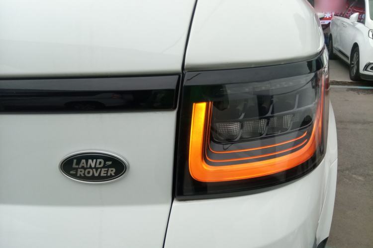 Used Land Rover Range Sport 2021 3.0 L6 SE Exterior 3
