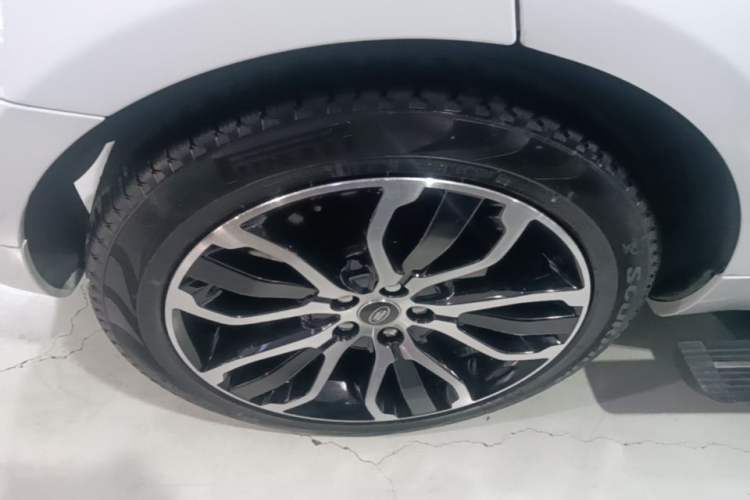 Used Land Rover Range Sport 2021 3.0 L6 YAO Black Edition Exterior 5