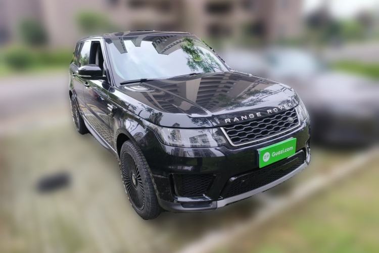 Used Land Rover Range Sport 2021 3.0 L6 SE Front Right 45 Deg