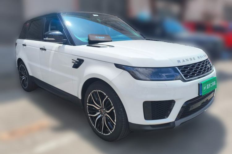 Used Land Rover Range Sport 2021 3.0 L6 SE Front Right 45 Deg