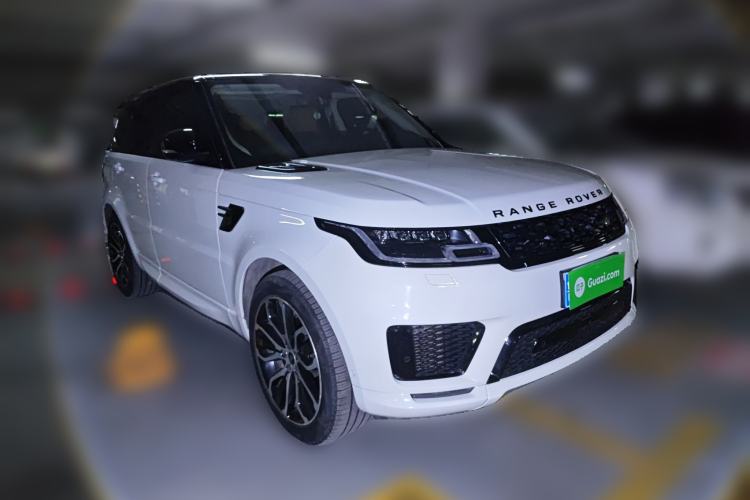 Used Land Rover Range Sport 2021 3.0 L6 YAO Black Edition Front Right 45 Deg