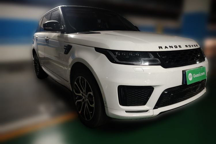 Used Land Rover Range Sport 2021 3.0 L6 YAO Black Edition Front Right 45 Deg