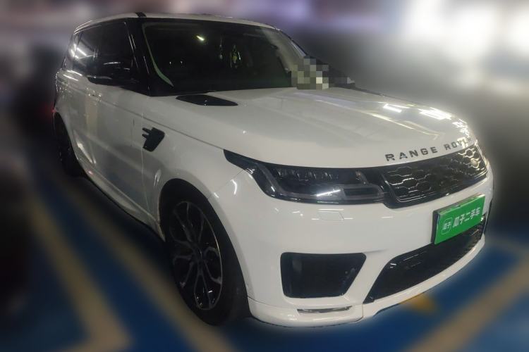 Used Land Rover Range Sport 2021 3.0 L6 YAO Black Edition Front Right 45 Deg