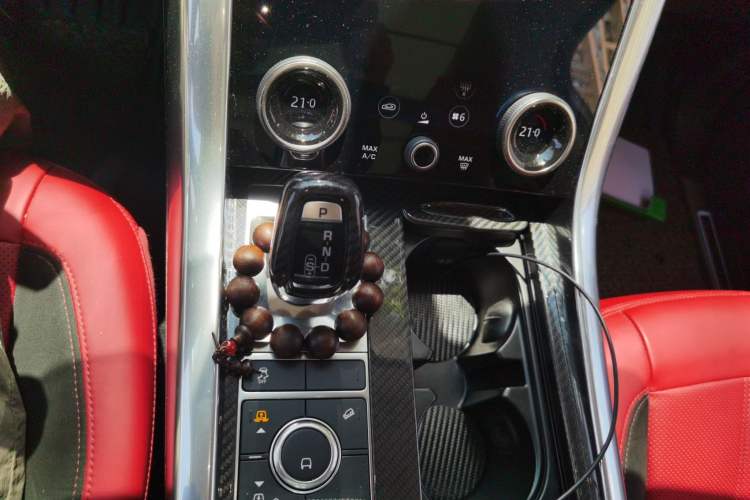 Used Land Rover Range Sport 2021 3.0 L6 YAO Black Edition Gear Lever